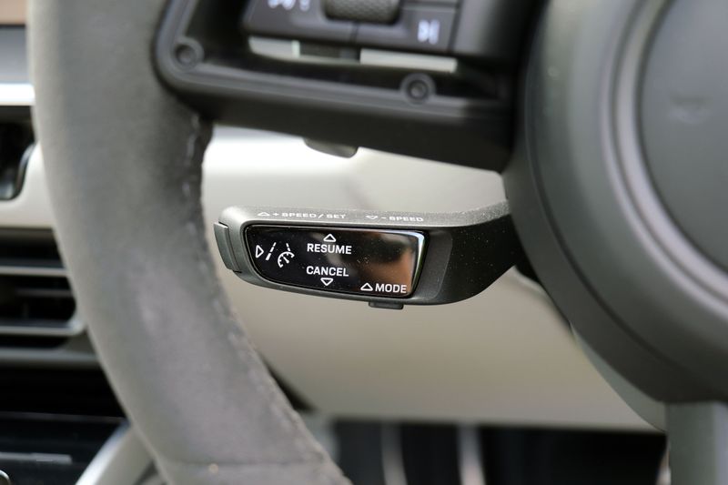 Porsche 992 Turbo Coupe PDK