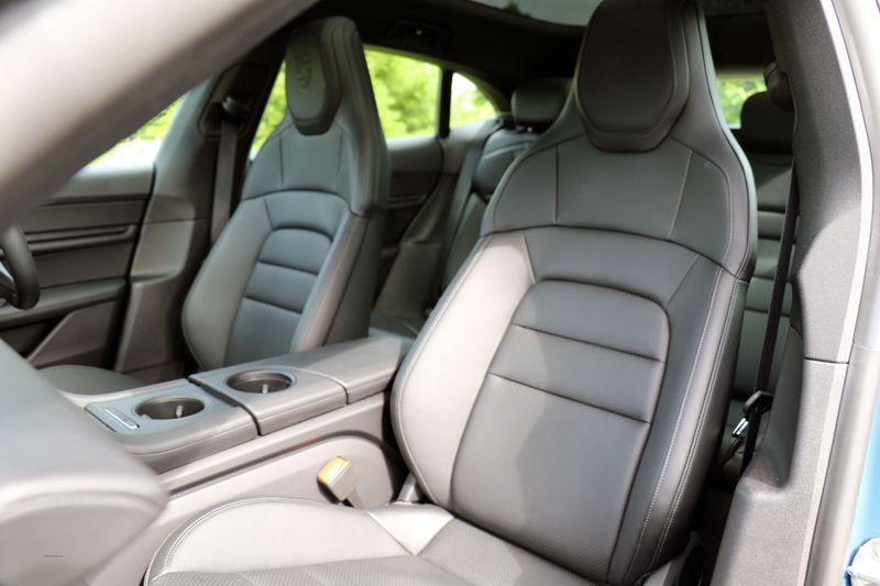 Porsche Taycan 4 Cross Turismo Vat Qualifying