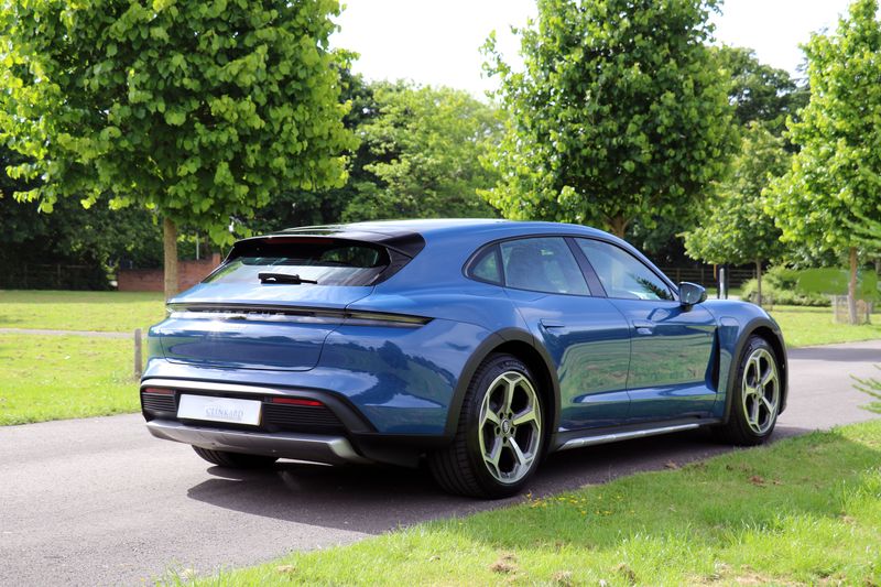 Porsche Taycan 4 Cross Turismo Vat Qualifying