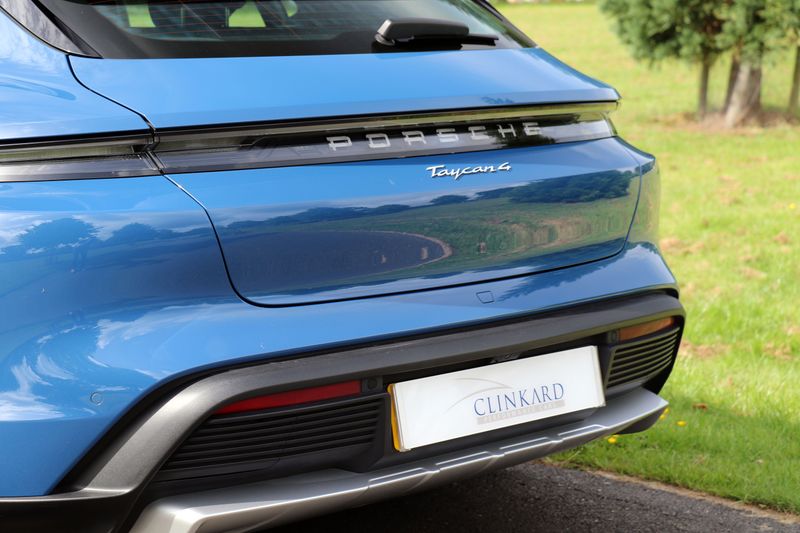 Porsche Taycan 4 Cross Turismo Vat Qualifying
