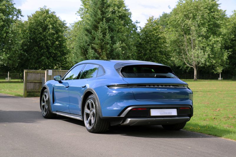Porsche Taycan 4 Cross Turismo Vat Qualifying