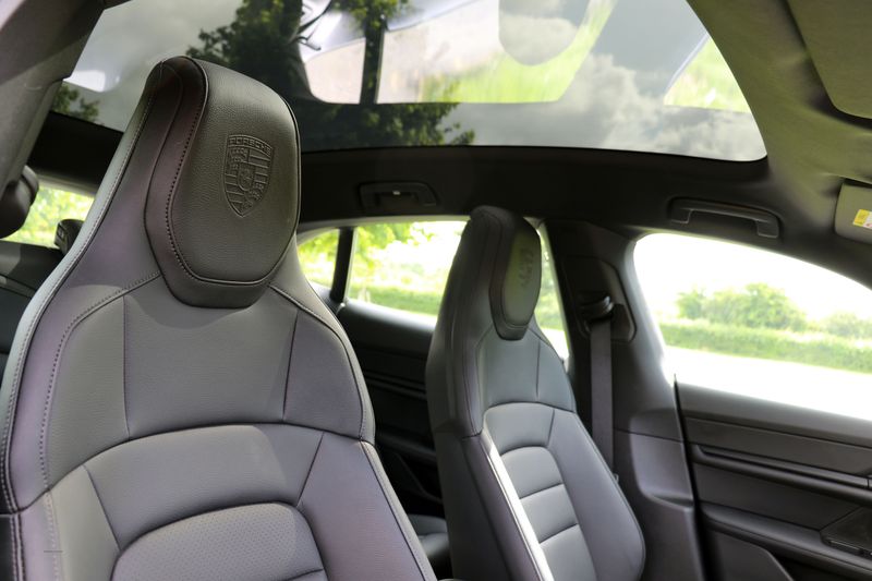 Porsche Taycan 4 Cross Turismo Vat Qualifying