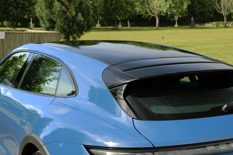 Porsche Taycan 4 Cross Turismo Vat Qualifying