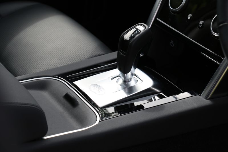 Landrover Discovery Sport P200 SE Automatic