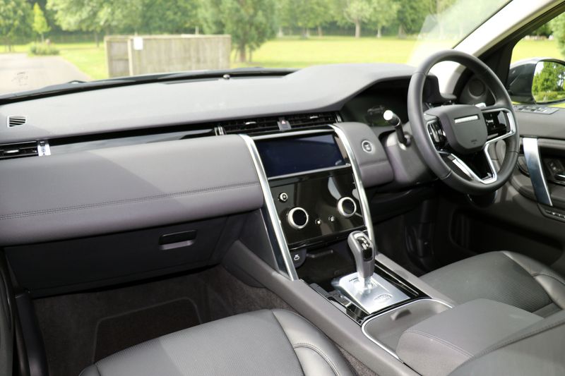 Landrover Discovery Sport P200 SE Automatic