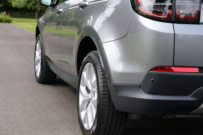 Landrover Discovery Sport P200 SE Automatic