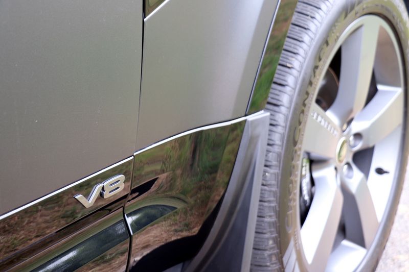 Landrover Defender 110 5.0 V8 Carpathian Edition