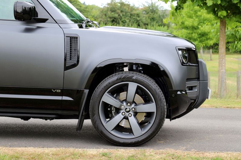 Landrover Defender 110 5.0 V8 Carpathian Edition