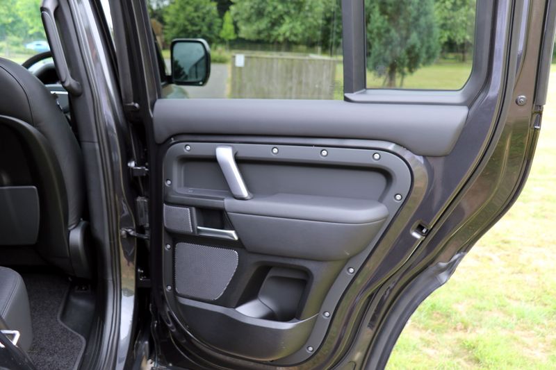 Landrover Defender 110 5.0 V8 Carpathian Edition