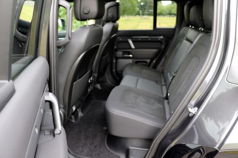 Landrover Defender 110 5.0 V8 Carpathian Edition