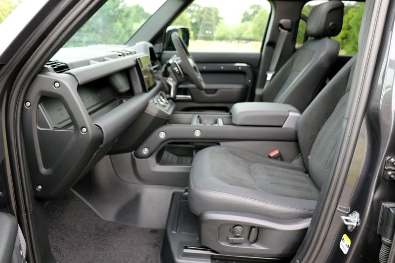 Landrover Defender 110 5.0 V8 Carpathian Edition