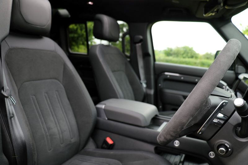 Landrover Defender 110 5.0 V8 Carpathian Edition