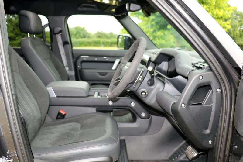 Landrover Defender 110 5.0 V8 Carpathian Edition