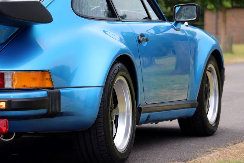 Porsche 930 Turbo 3.3 Coupe.