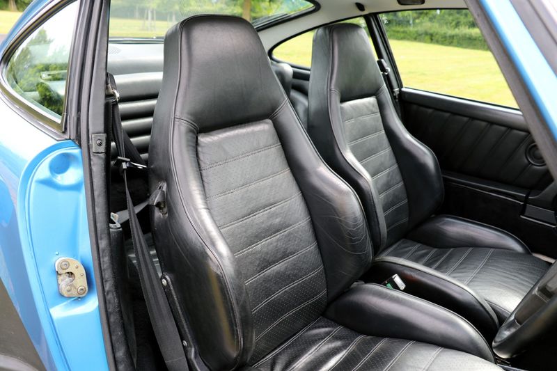 Porsche 930 Turbo 3.3 Coupe.