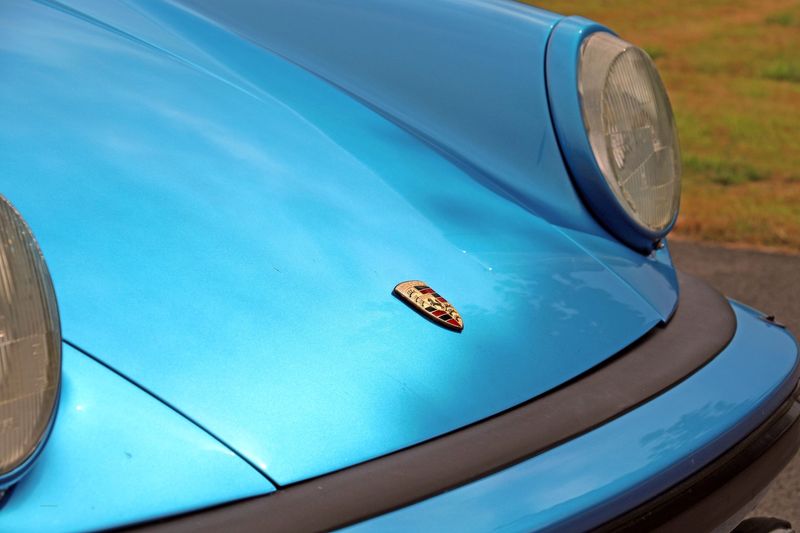 Porsche 930 Turbo 3.3 Coupe.