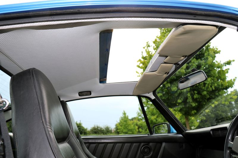 Porsche 930 Turbo 3.3 Coupe.