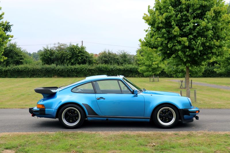 Porsche 930 Turbo 3.3 Coupe.
