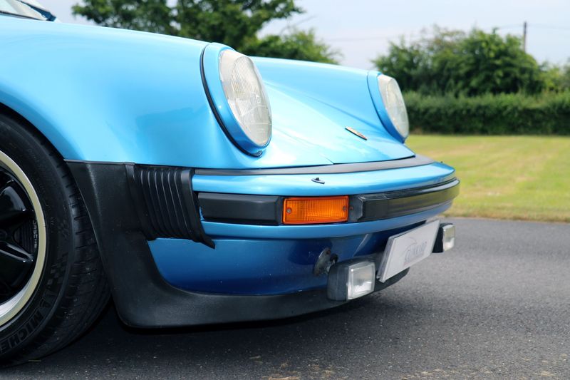 Porsche 930 Turbo 3.3 Coupe.