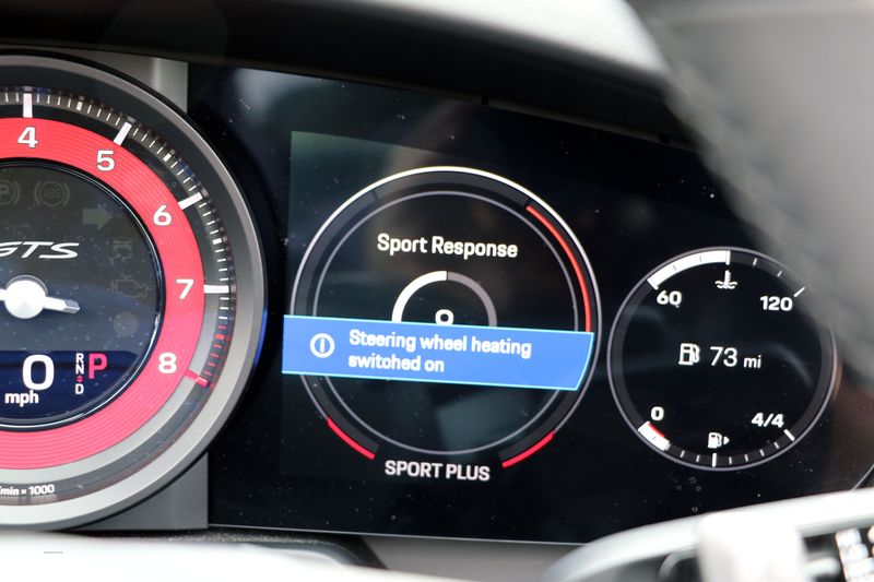 Porsche 992 4 GTS Convertible PDK