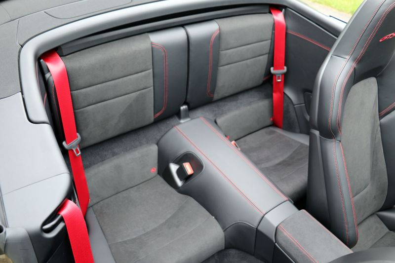 Porsche 992 4 GTS Convertible PDK