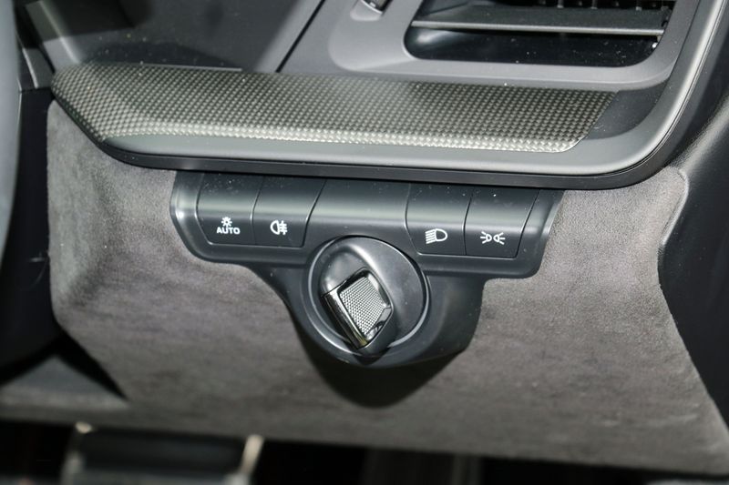 Porsche 992 4 GTS Convertible PDK