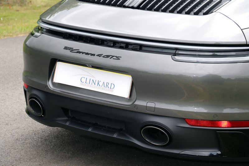 Porsche 992 4 GTS Convertible PDK