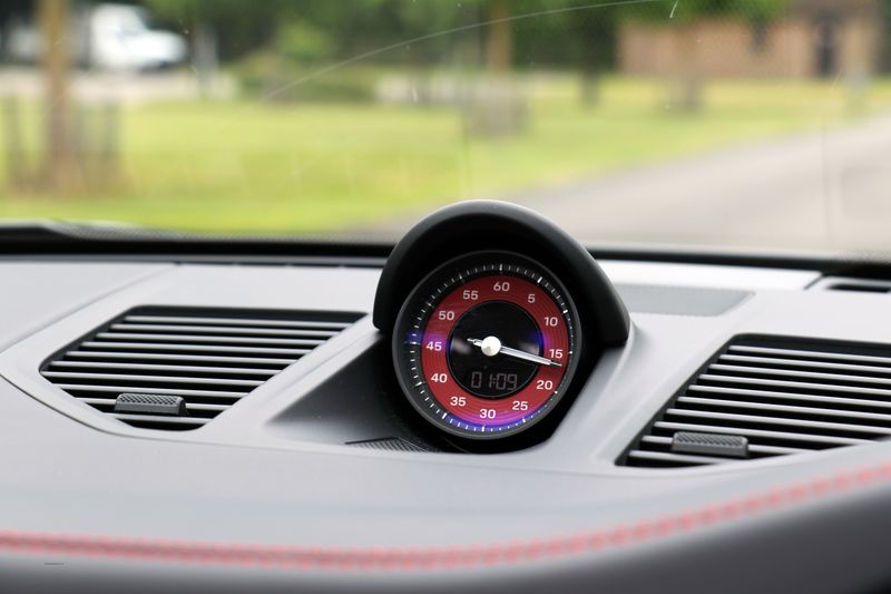 Porsche 992 4 GTS Convertible PDK