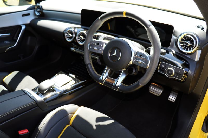 Mercedes A45 S AMG