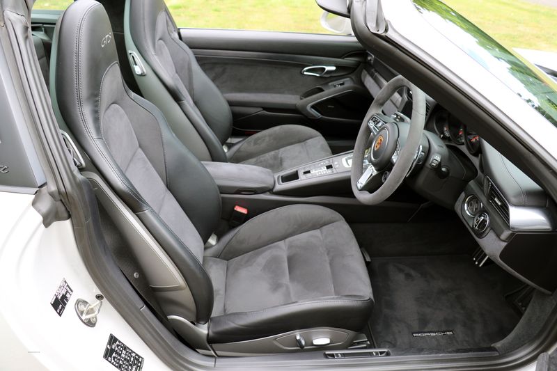 Porsche 991 Targa 4 GTS PDK