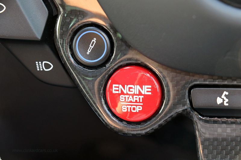 Ferrari GTC4 Lusso V8