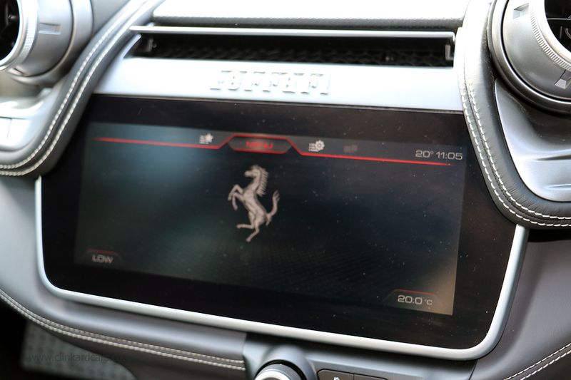 Ferrari GTC4 Lusso V8