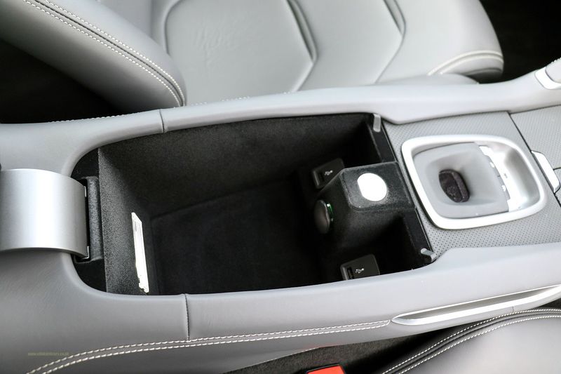 Ferrari GTC4 Lusso V8