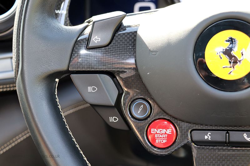 Ferrari GTC4 Lusso V8