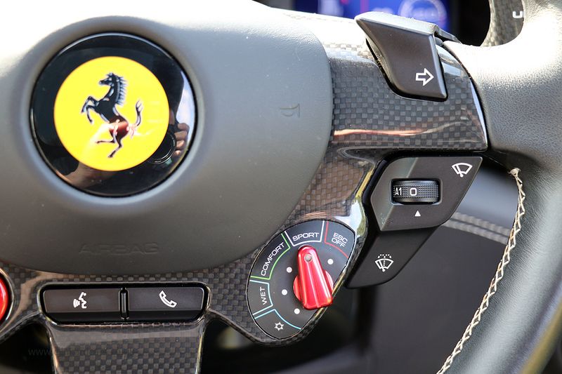 Ferrari GTC4 Lusso V8