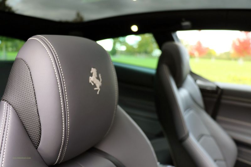 Ferrari GTC4 Lusso V8