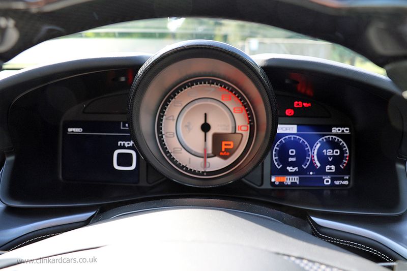 Ferrari GTC4 Lusso V8