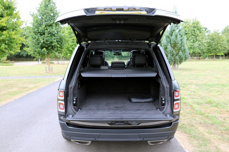 Range Rover SV Autobiography