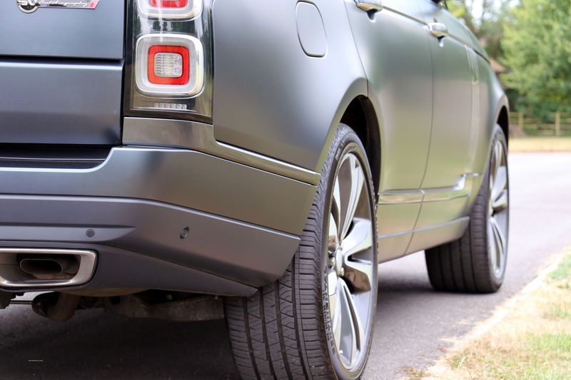 Range Rover SV Autobiography