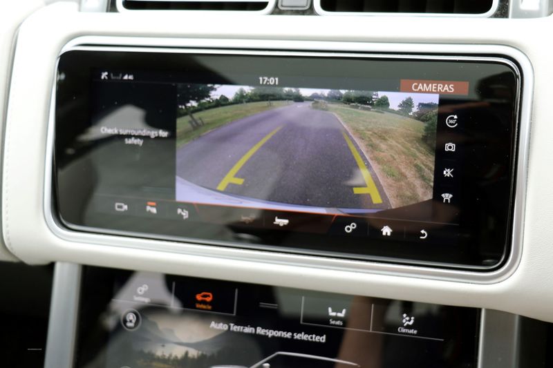 Range Rover SV Autobiography