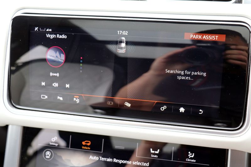 Range Rover SV Autobiography