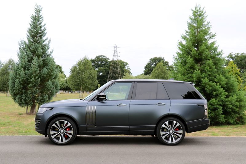 Range Rover SV Autobiography