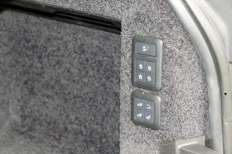 Range Rover SV Autobiography