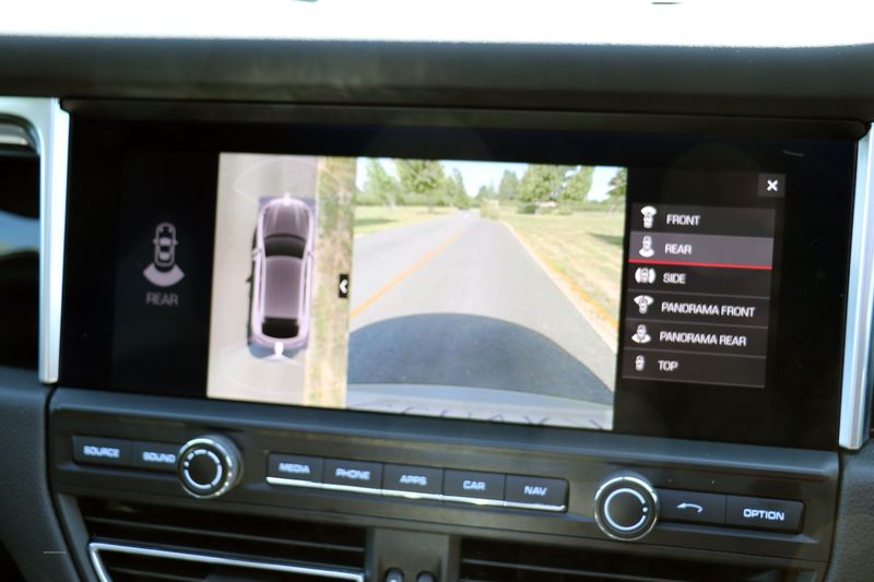 Porsche Macan S 3.0 V6