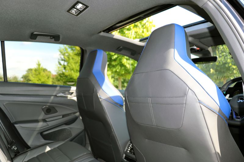 Volkswagen Golf R 2.0 TSi 320 DSG 4Motion