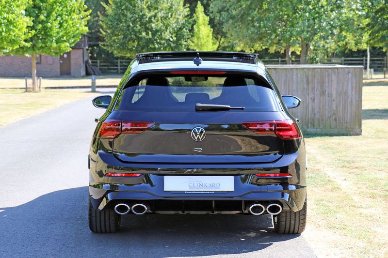 Volkswagen Golf R 2.0 TSi 320 DSG 4Motion