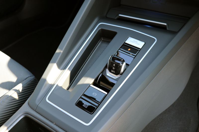 Volkswagen Golf R 2.0 TSi 320 DSG 4Motion