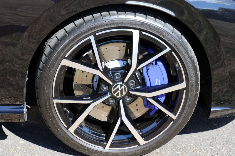 Volkswagen Golf R 2.0 TSi 320 DSG 4Motion