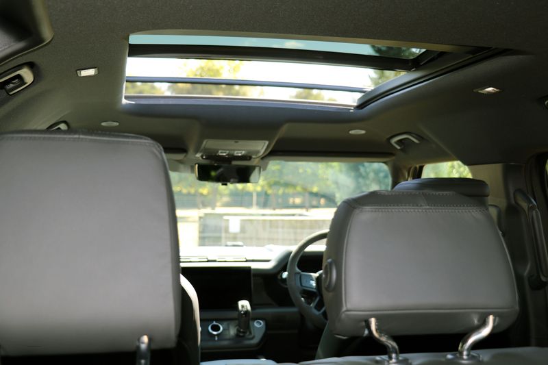 Landrover Defender 110 5.0 V8 Carpathian Edition with Urban Styling