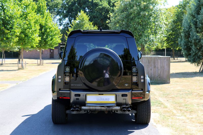 Landrover Defender 110 5.0 V8 Carpathian Edition with Urban Styling